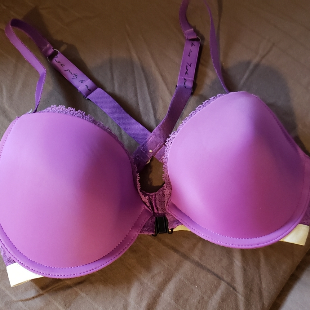 34D front closure bra
